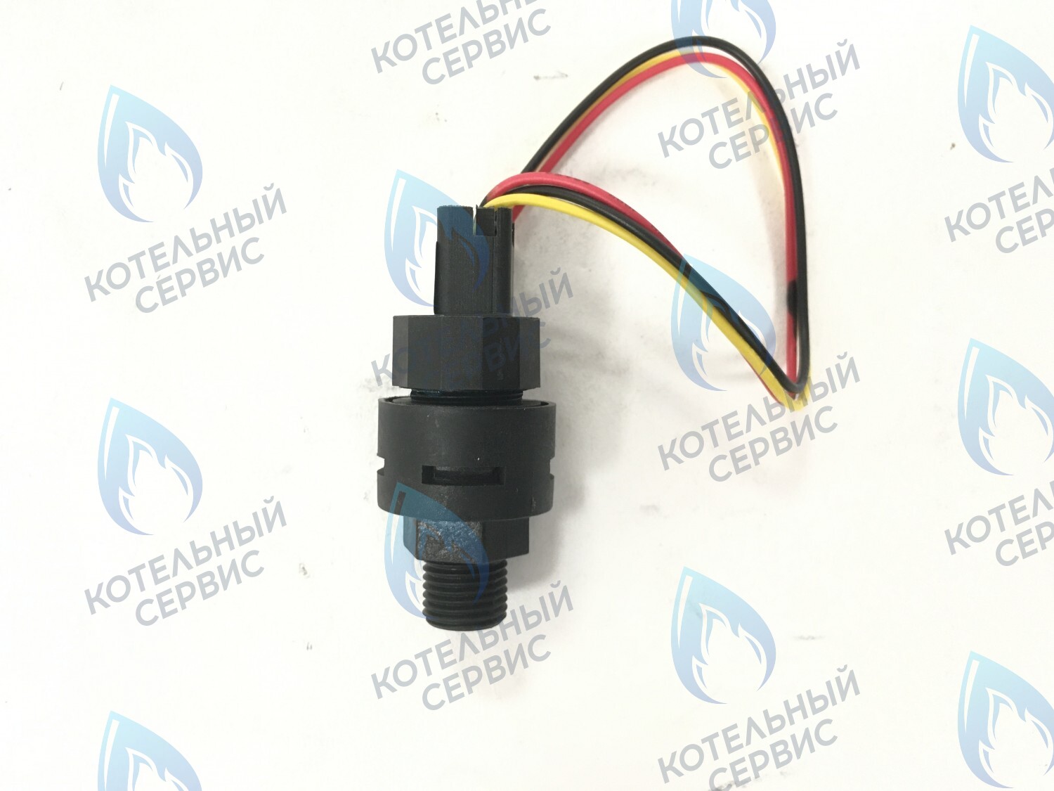 30290 Датчик давления 8924-06.052 в Казани