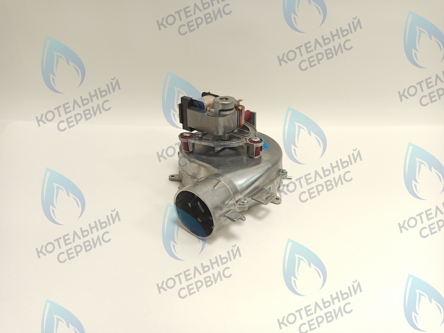 AF020-35W-K Вентилятор дымоудаления 24кВт Ariston CARES X/HS X/ALTEAS X/GENUS X/CLAS X (65115813) в Казани