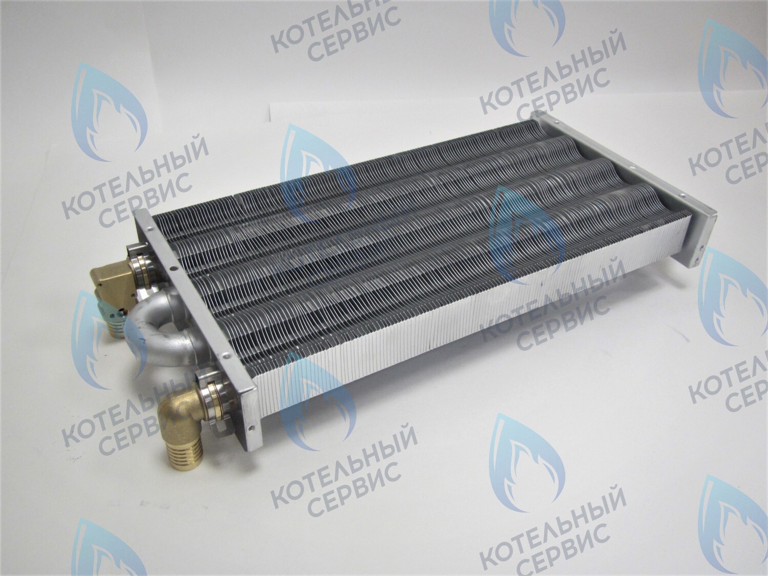 EM021-348-Фитинг-Комп Теплообменник отопления с фитингами (348 мм) 147 FIN (350MSC) DAEWOO в Казани