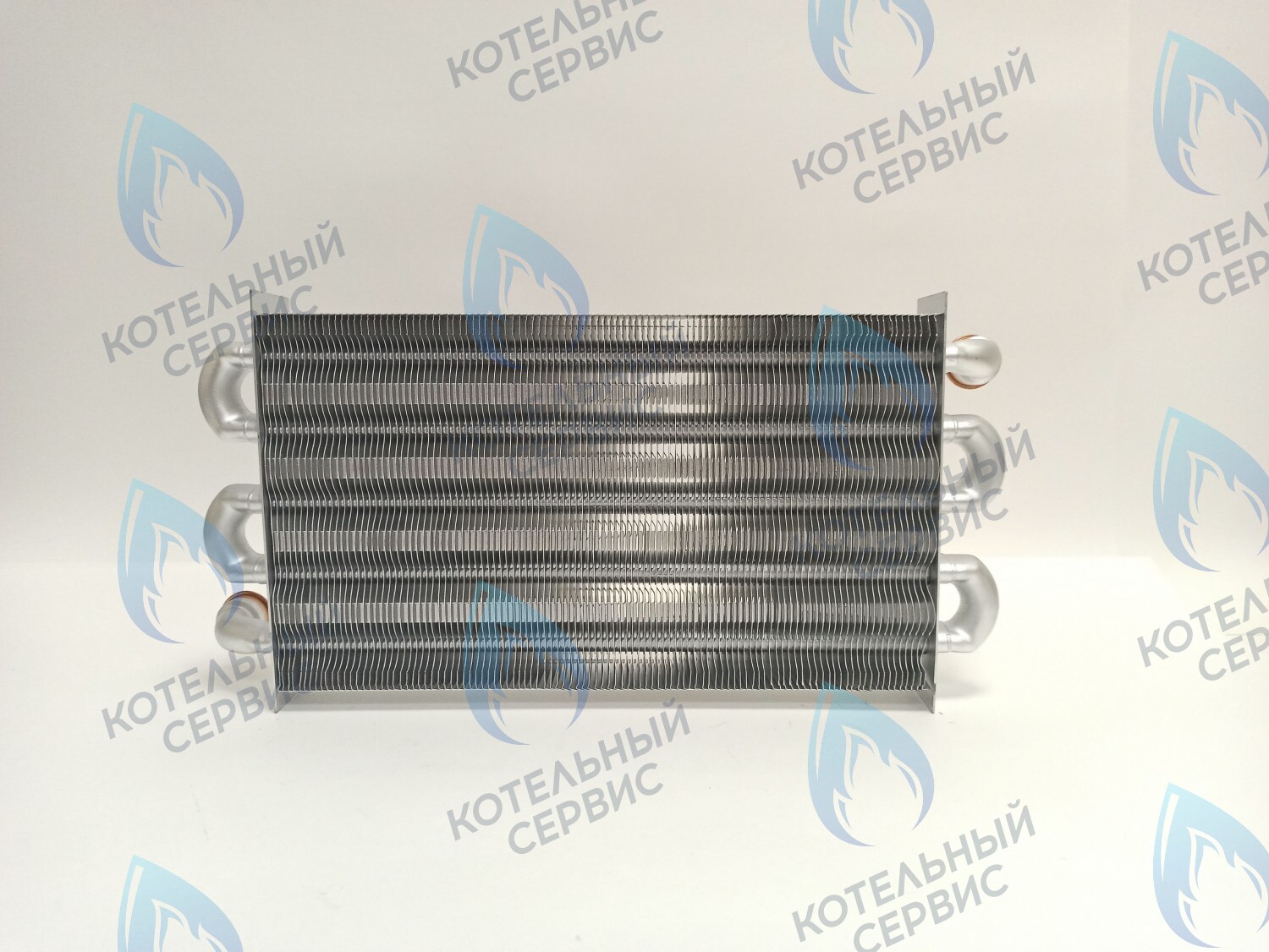 EM042-320 Теплообменник первичный (основной) (крепление - клипсы) FERROLI FORTUNA PRO F30, C32/F32 (902608840) в Казани