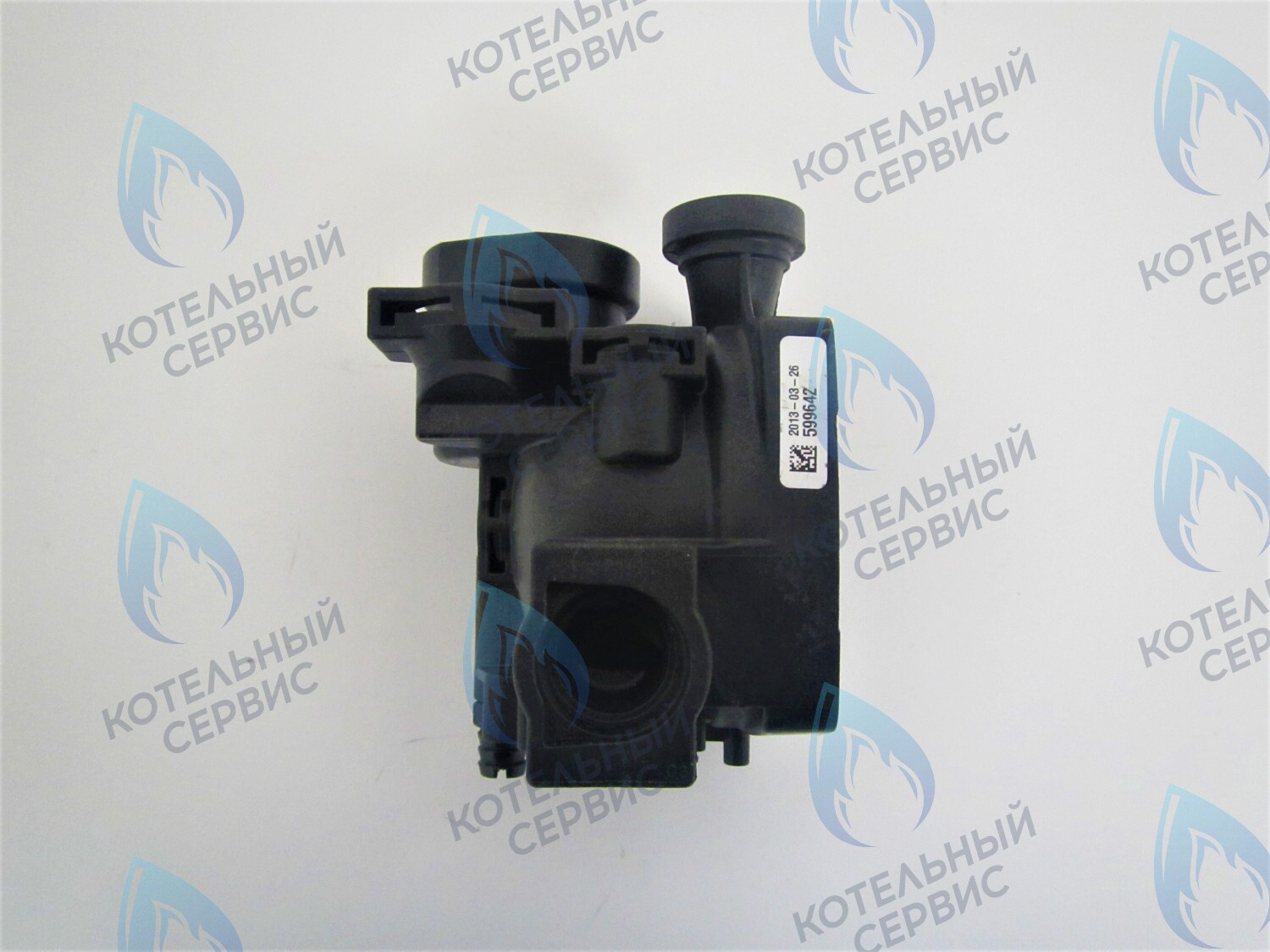 PMF01BG-NA Улитка циркуляционного насоса (отверстие сзади, два справа сбоку) FERROLI под насос GRUNDFOS (G30CCW) (без воздухоотводчика) в Казани