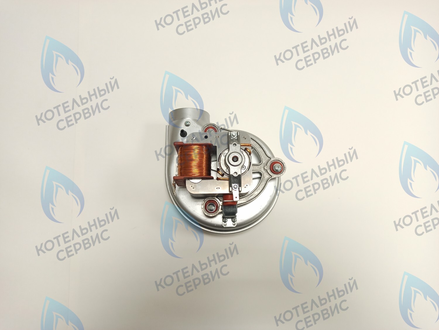 39818021 Вентилятор дымоудаления (60W) Ferroli Diva, Domina N, DOMIproject F 28-37 (39818020, 36601872, 36601871)) в Казани