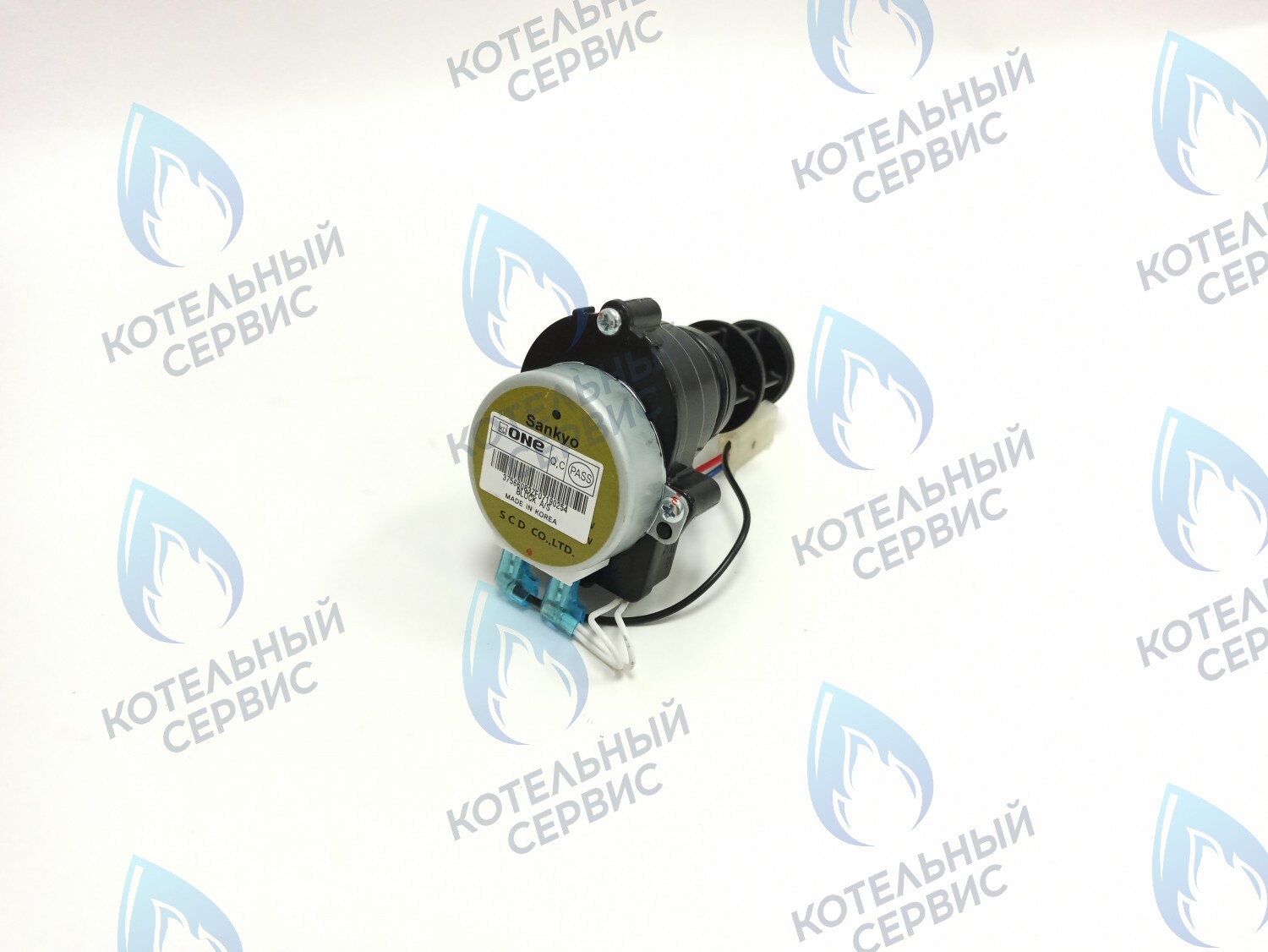 30013136A Трехходовой клапан Navien Deluxe C/E 13-40k в Казани