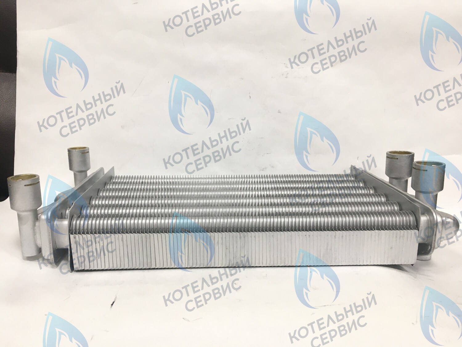 02-2003-01 Теплообменник битермический 30кВт 310мм (до 2007 года, компл-ть 05-2029-01 - 2шт.) GAZLUX в Казани