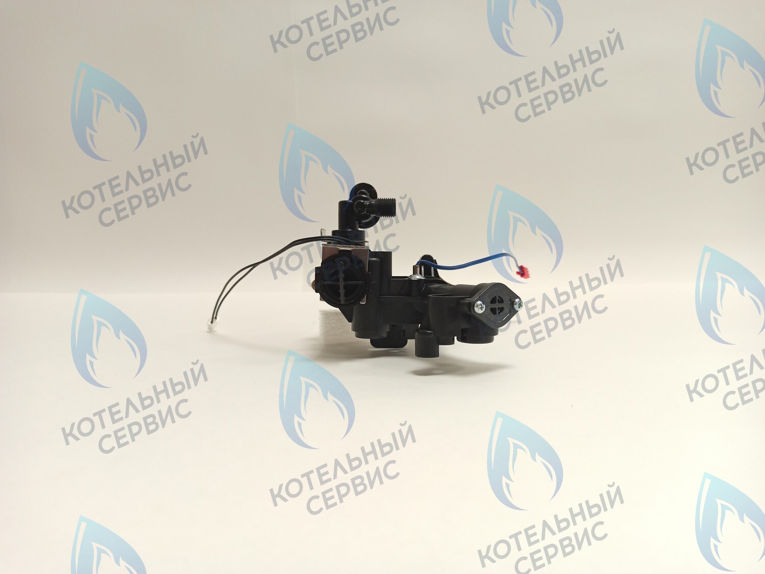 30022050A Гидроузел ГВС с датчиком протока, датчиком температуры и краном подпитки DELUXE E/C 13-24k NAVIEN в Казани