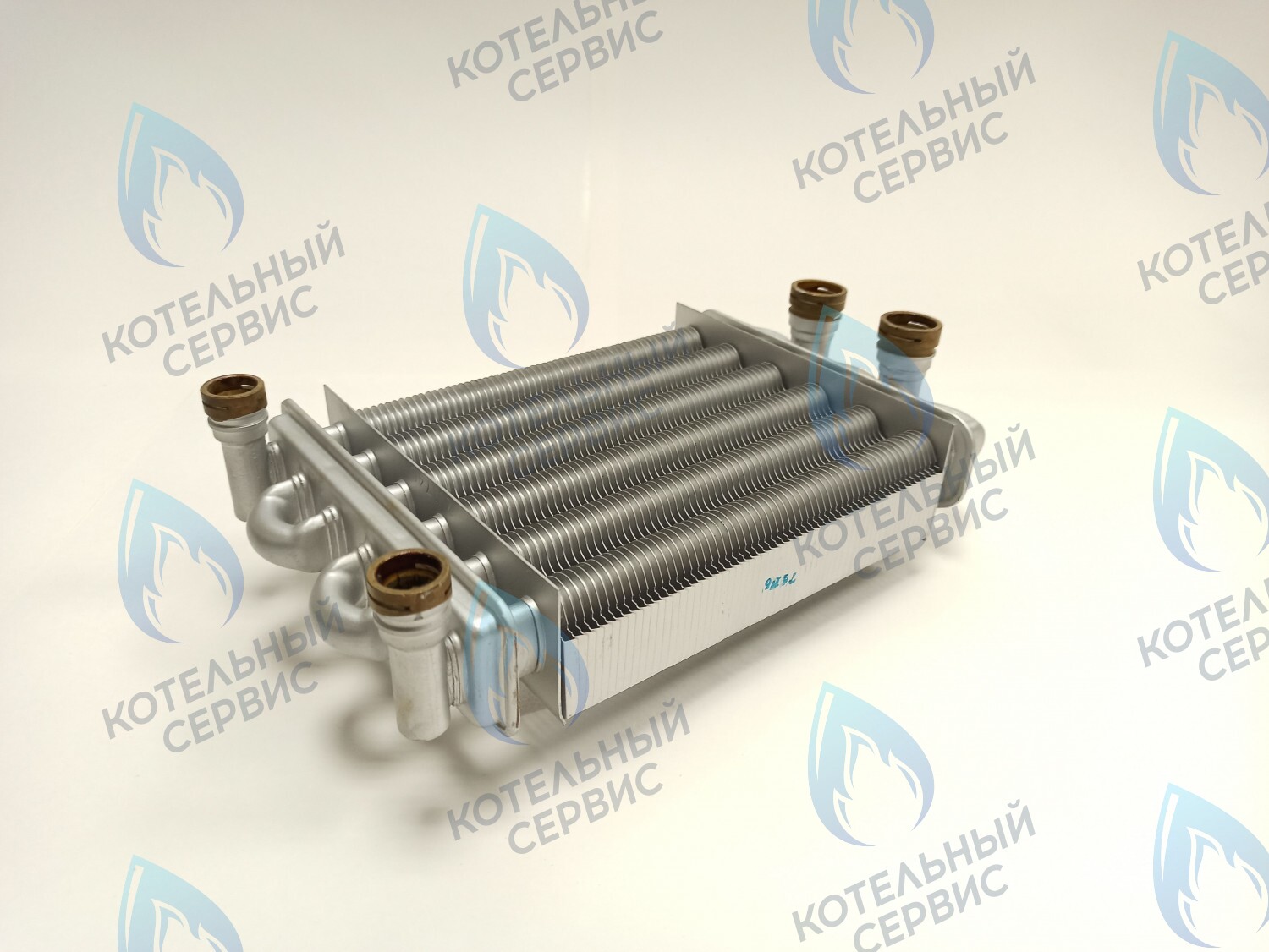 02-4011 Теплообменник битермический 198мм GAZECO 18-T1/C1 (с 05.2016) в Казани