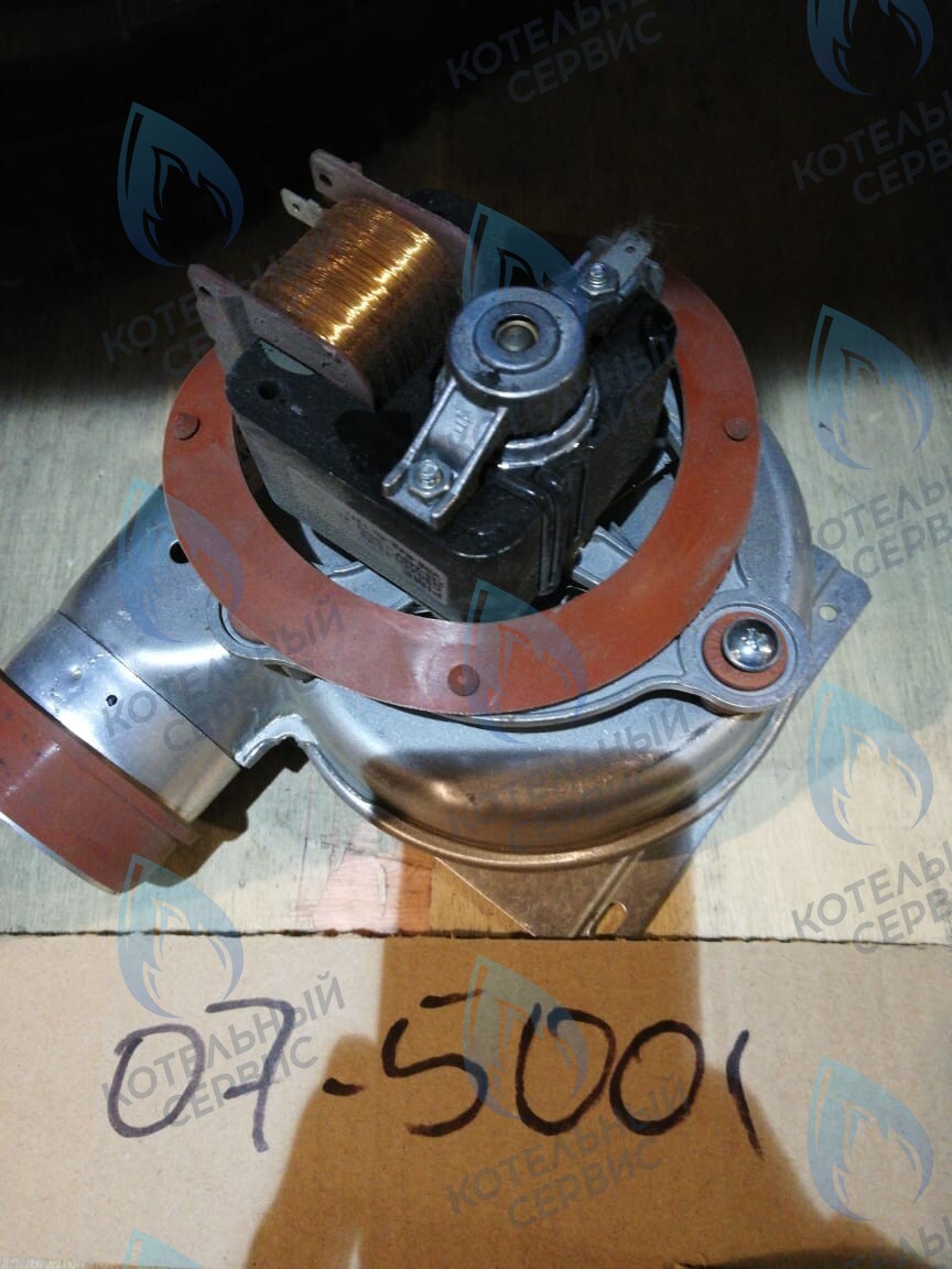 07-5001 Вентилятор для котлов 24 кВт Polykraft Alpine Light с красными патрубками отбора (47W) в Казани