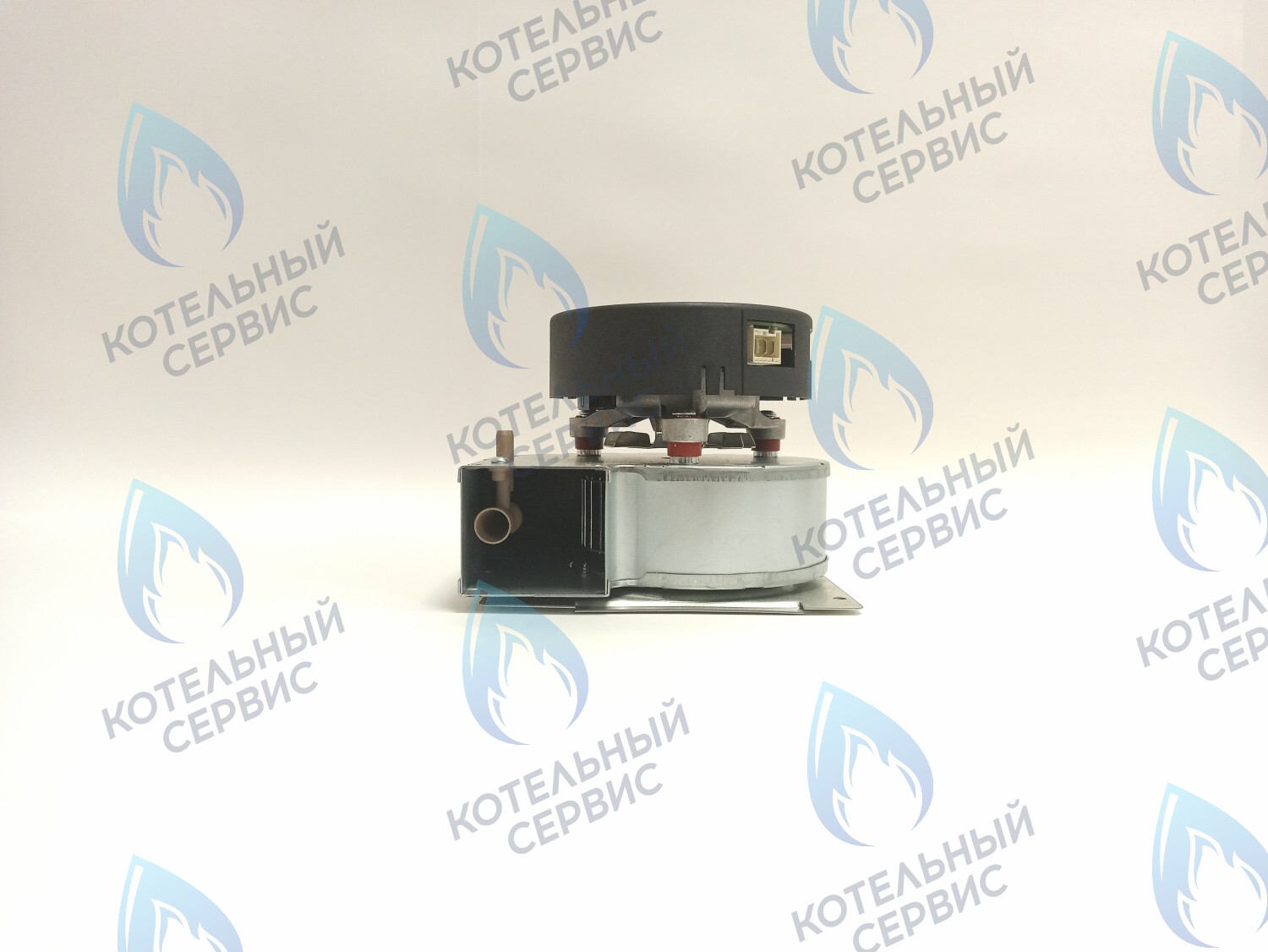 AF028-66W-BP-S Вентилятор VAILLANT turboTEC 36kW 190262 (в комплекте с монтажной пластиной) в Казани