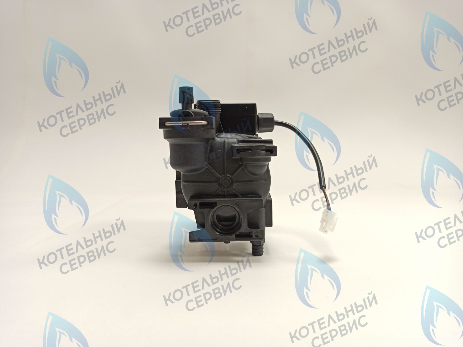 30031290A Насос циркуляционный NAVIEN Deluxe S/ONE, NCB 700 (Шинху) в Казани