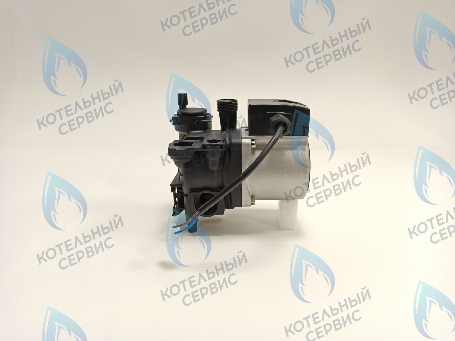 30031290A Насос циркуляционный NAVIEN Deluxe S/ONE, NCB 700 (Шинху) в Казани