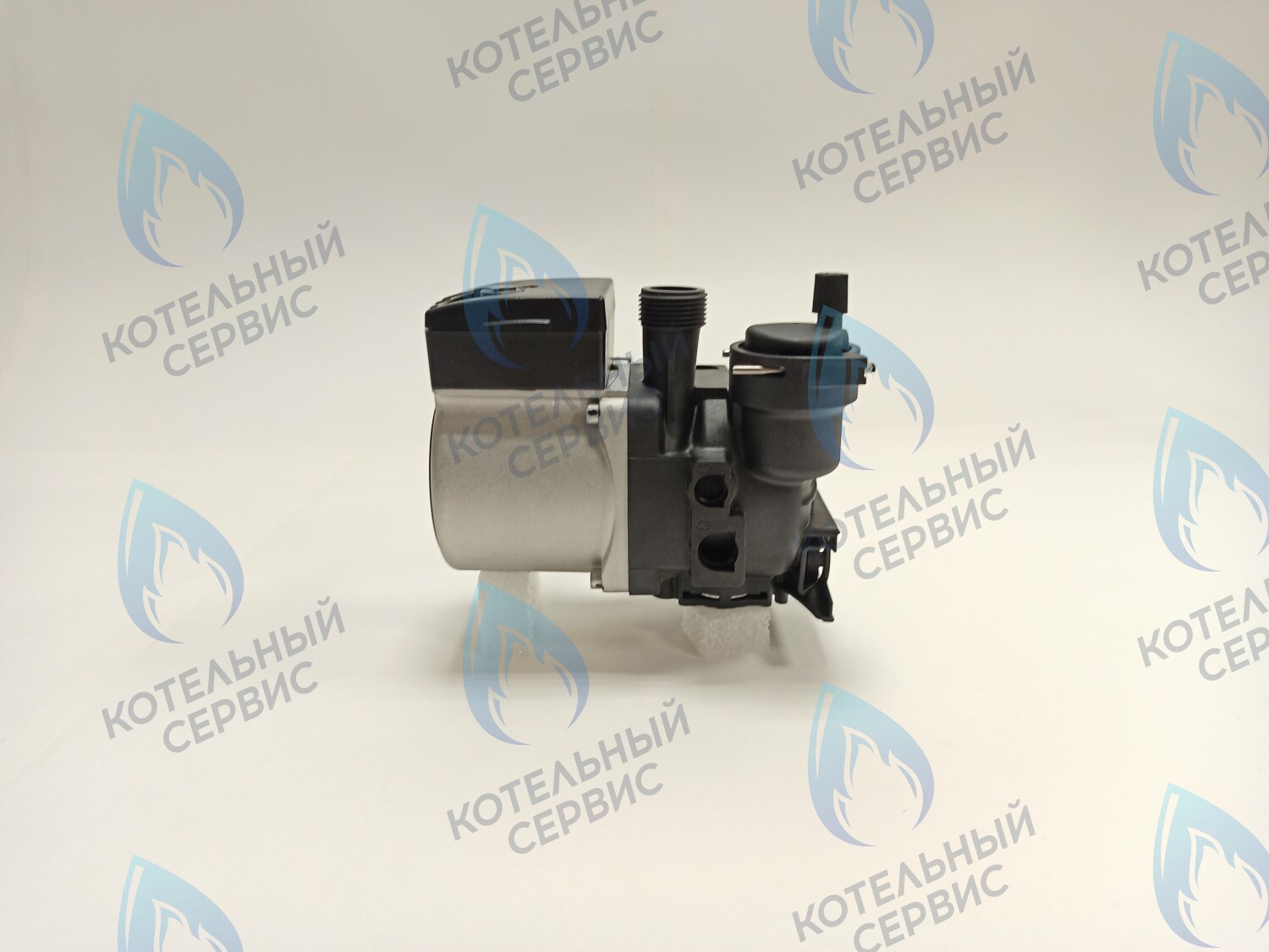 30031290A Насос циркуляционный NAVIEN Deluxe S/ONE, NCB 700 (Шинху) в Казани