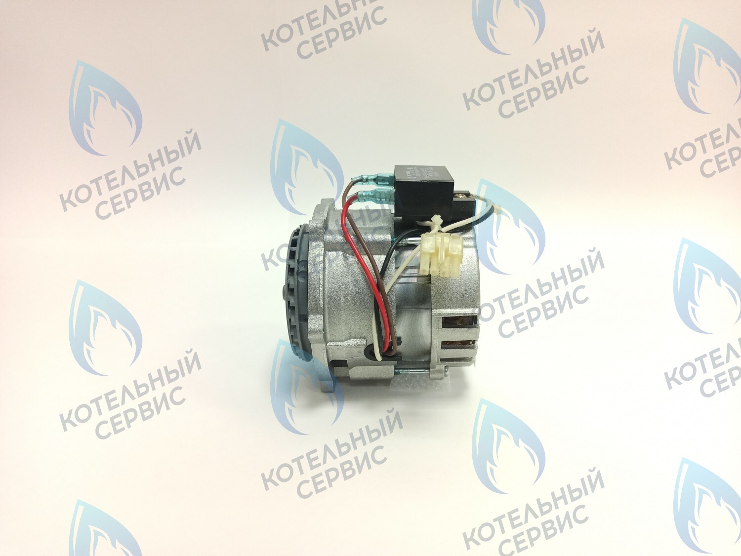 PH-S46CW73-CS77 Двигатель насоса (без улитки, с прокладкой) 77w GRUNDFOS CS-0108DSB ARDERIA 2.13-20, CELTIC-DS 3.13-3.20, MASTER GAS SEOUL 11-21, DAESUNG A16-24 в Казани